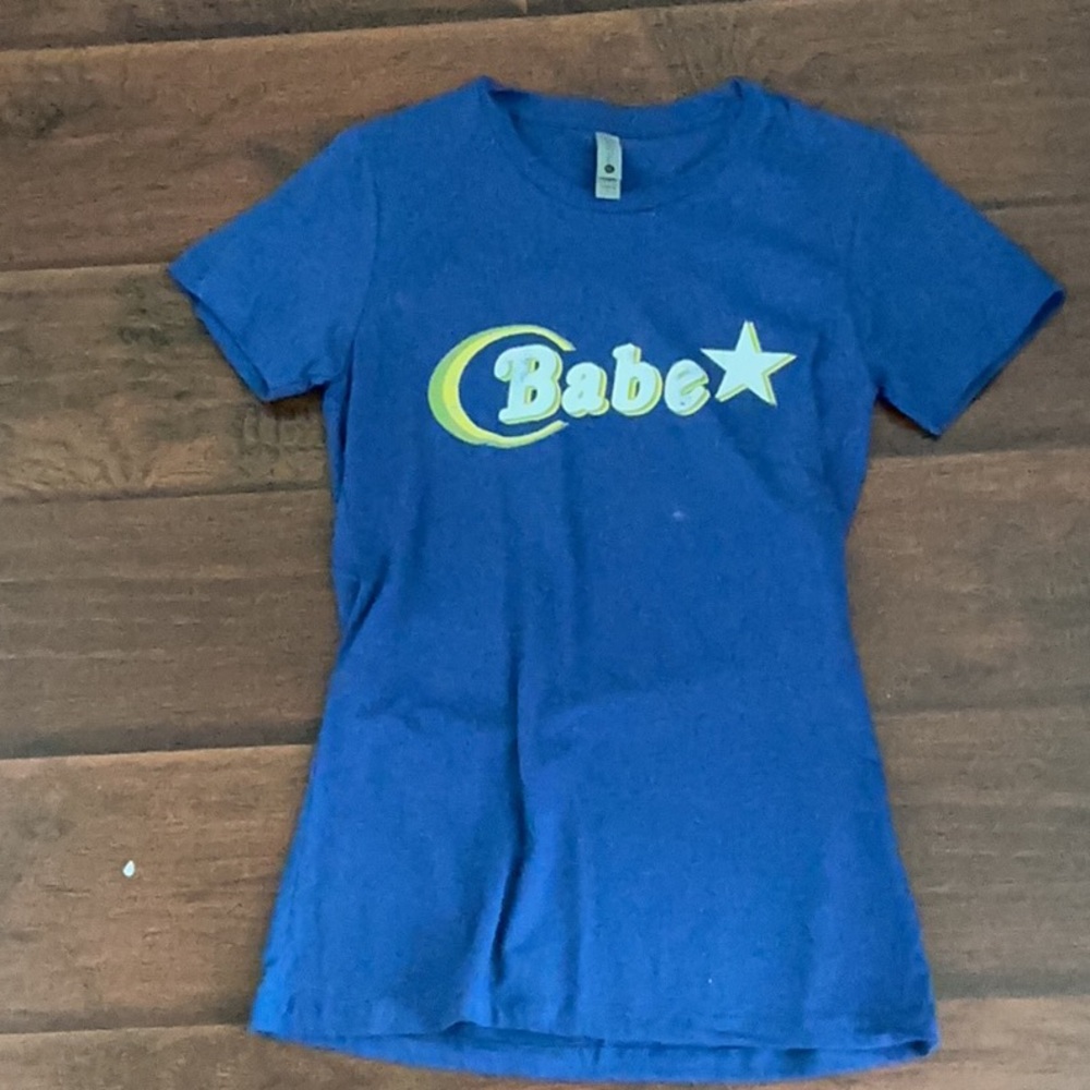 Blue Kids Shirt with 'Babe' Graphic